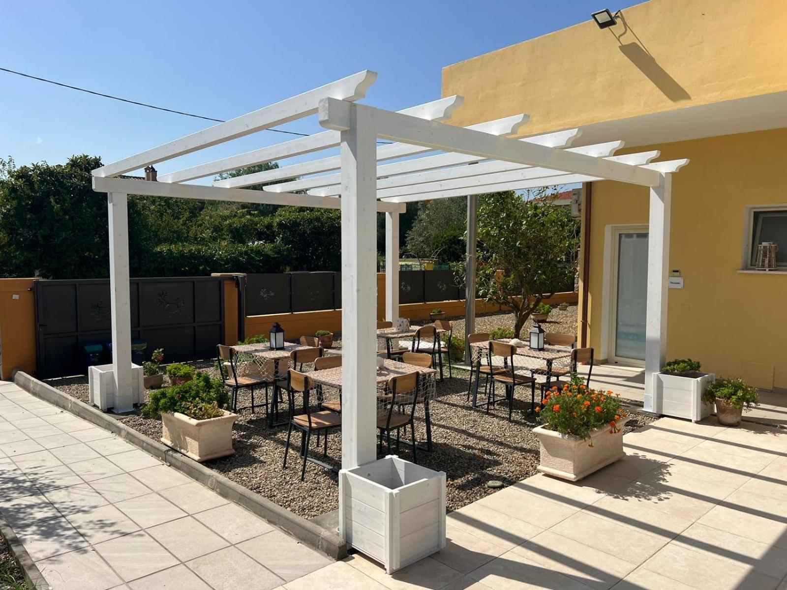 Casa Vacanze Mare Fuori Capoterra Eksteriør billede