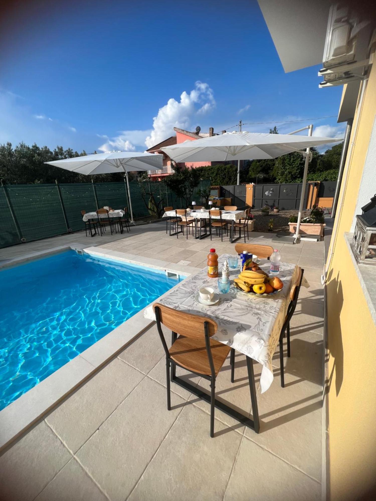 Casa Vacanze Mare Fuori Capoterra Eksteriør billede
